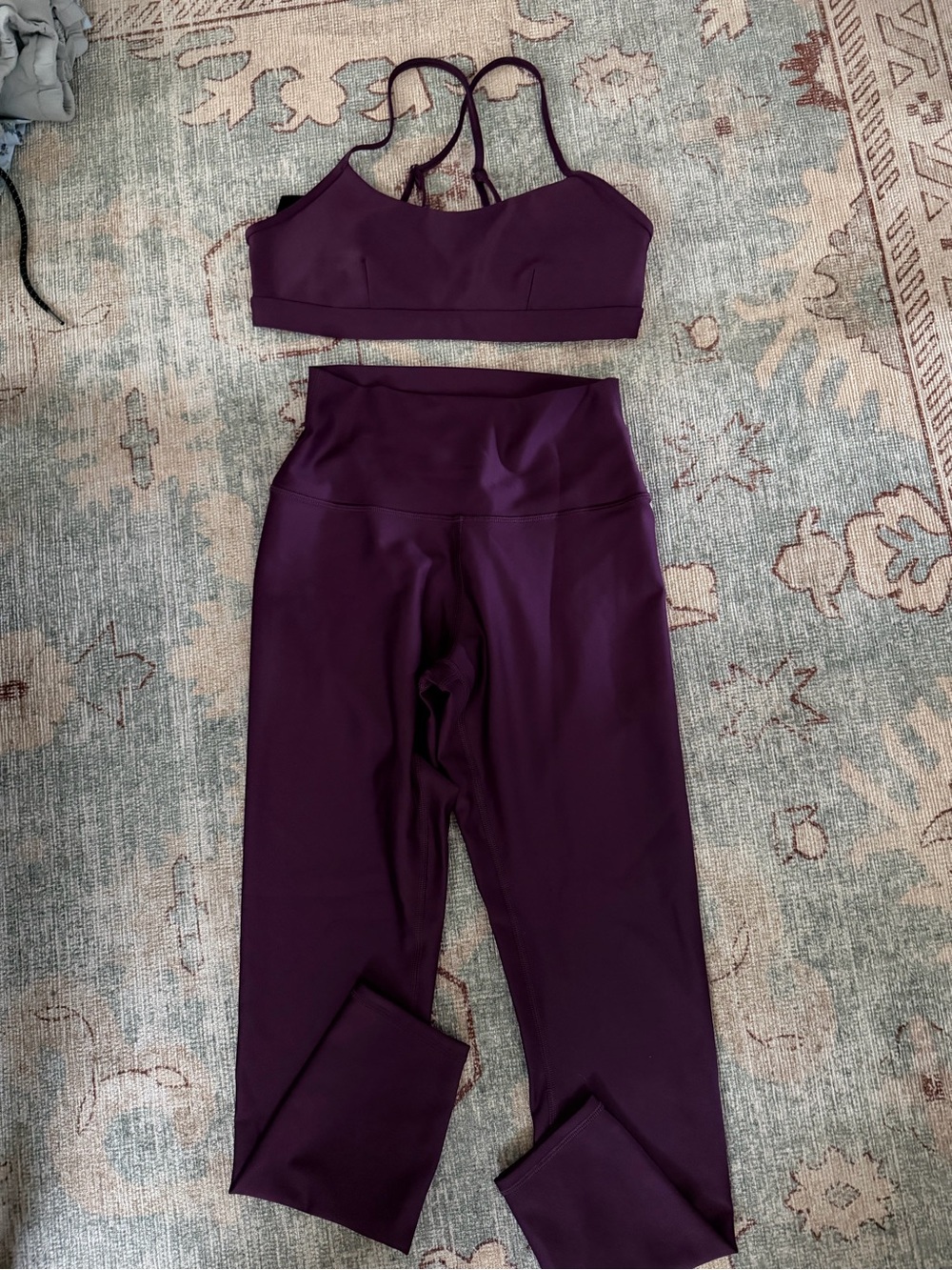 Alo Yoga Workout Set